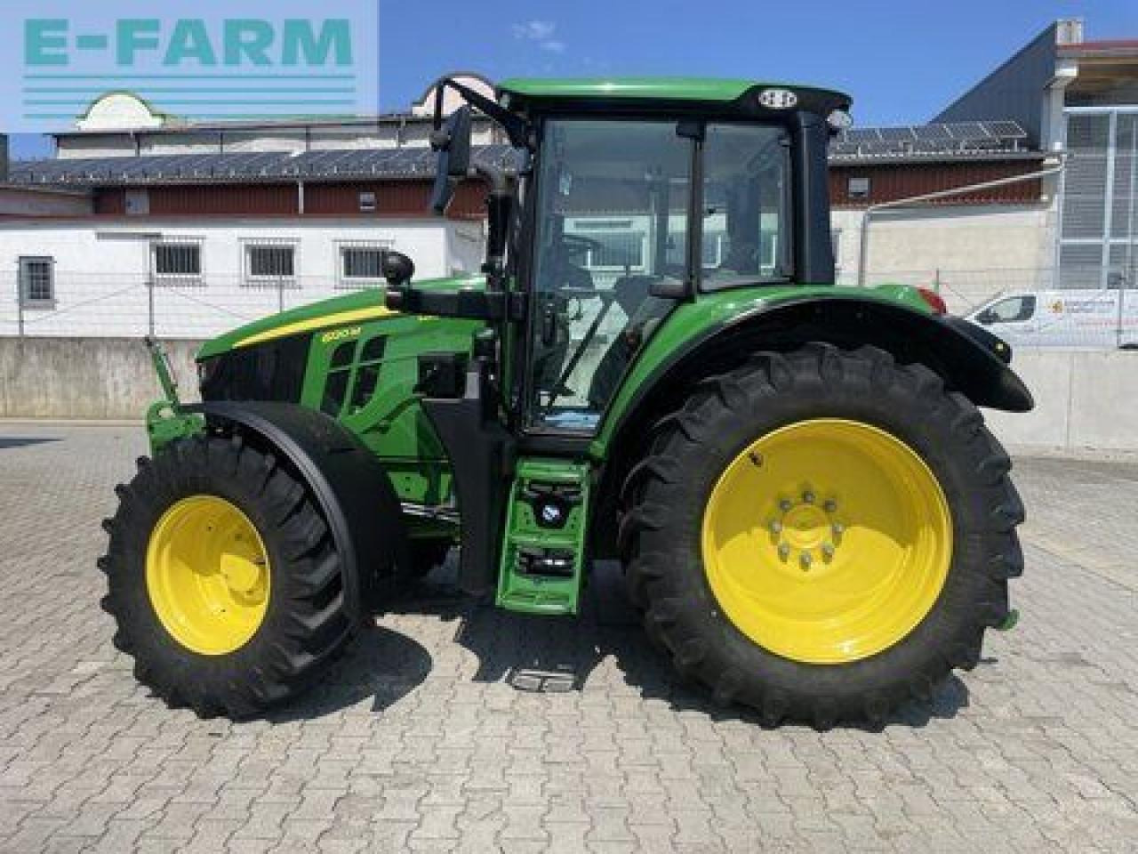 John Deere 6120m - Traktors: foto 5 John Deere 6120m - Traktors: foto 5