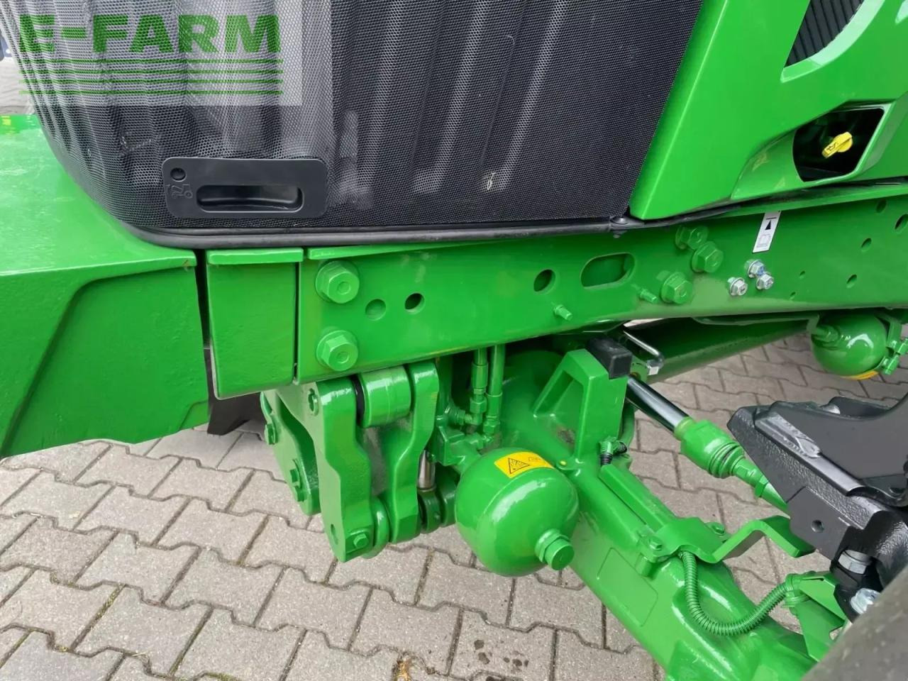 John Deere 6120m - Traktors: foto 5 John Deere 6120m - Traktors: foto 5