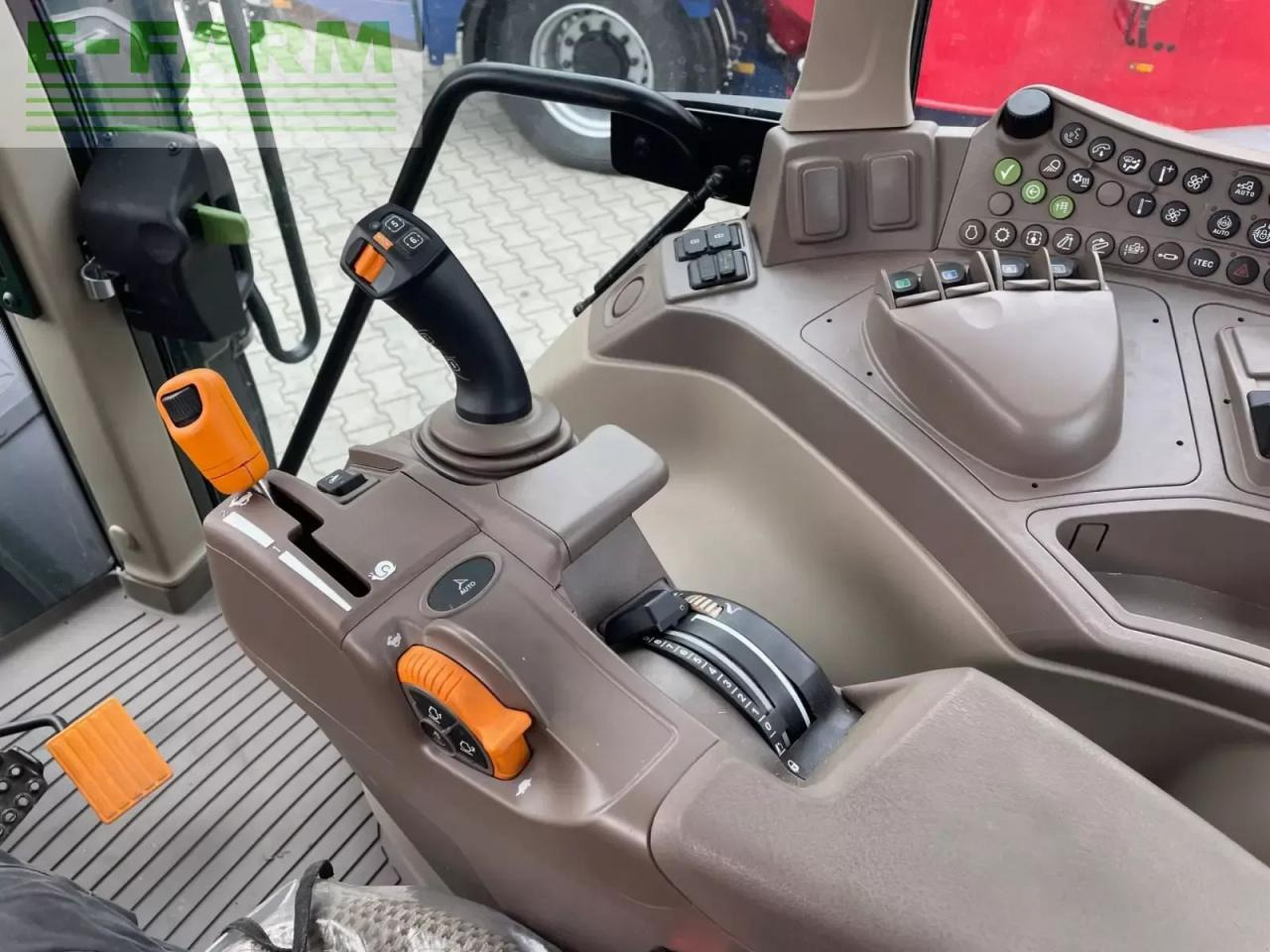 John Deere 6120m - Traktors: foto 4 John Deere 6120m - Traktors: foto 4