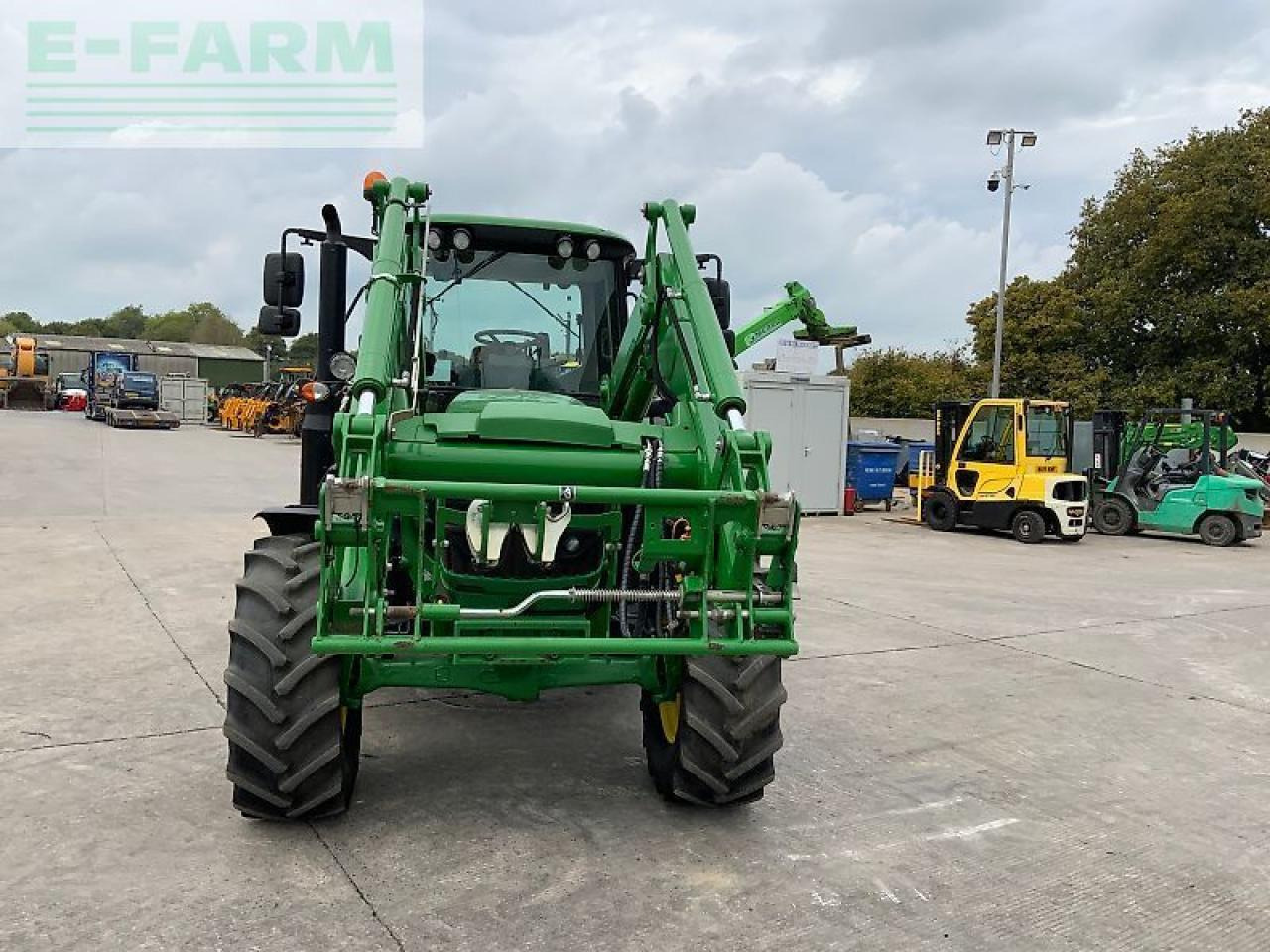 John Deere 6120m tractor (st24650) - Traktors: foto 3 John Deere 6120m tractor (st24650) - Traktors: foto 3