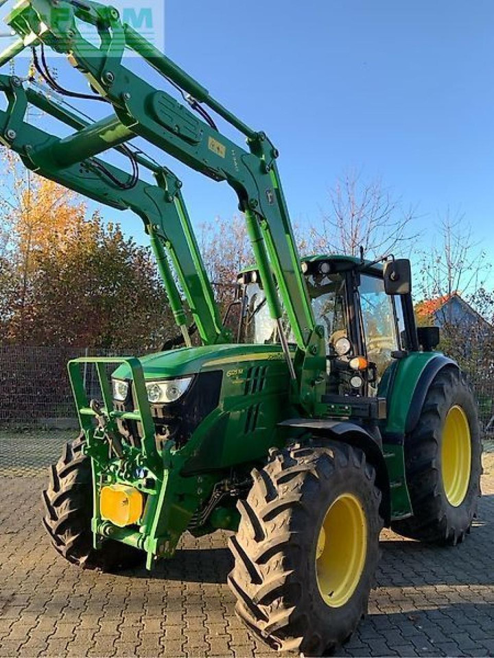 John Deere 6125m - Traktors: foto 1 John Deere 6125m - Traktors: foto 1