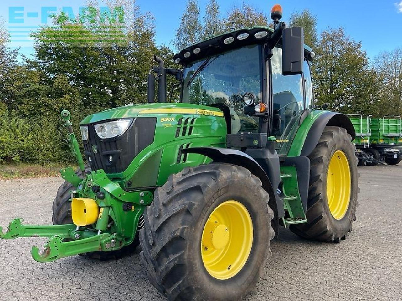 John Deere 6130 r - Traktors: foto 1 John Deere 6130 r - Traktors: foto 1