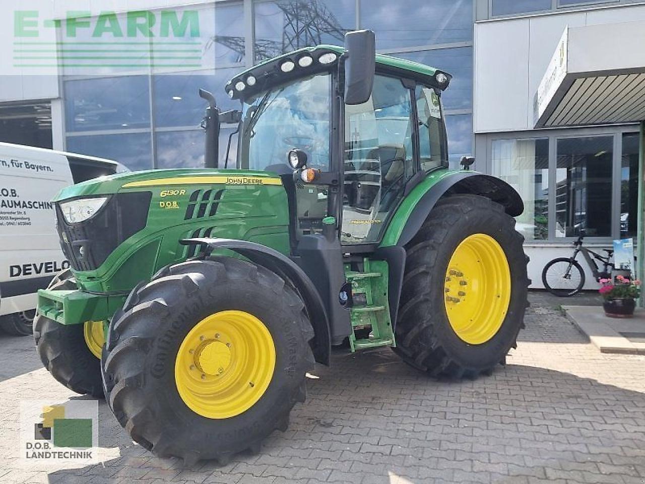 John Deere 6130r - Traktors: foto 1 John Deere 6130r - Traktors: foto 1