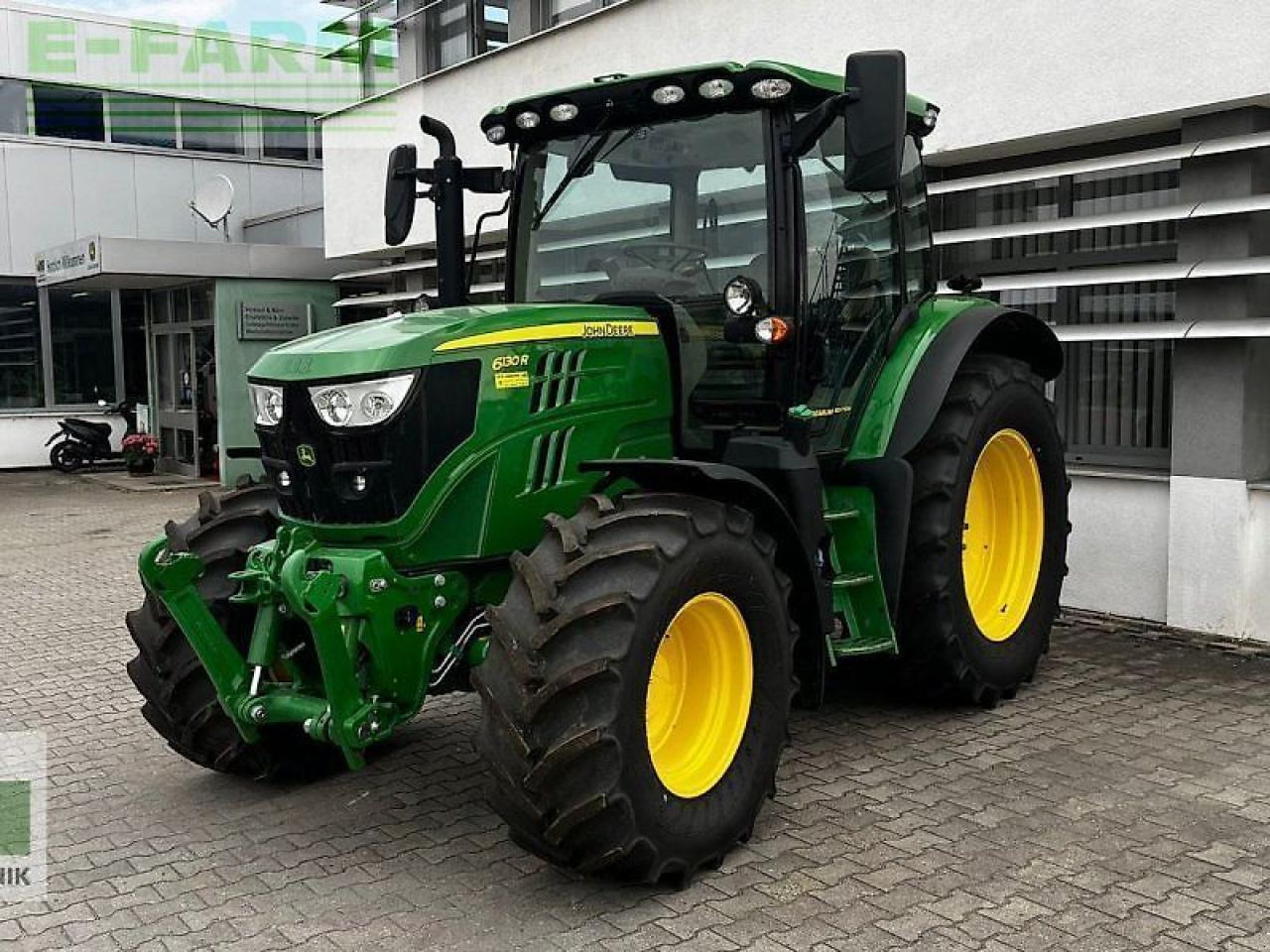 John Deere 6130r - Traktors: foto 1 John Deere 6130r - Traktors: foto 1