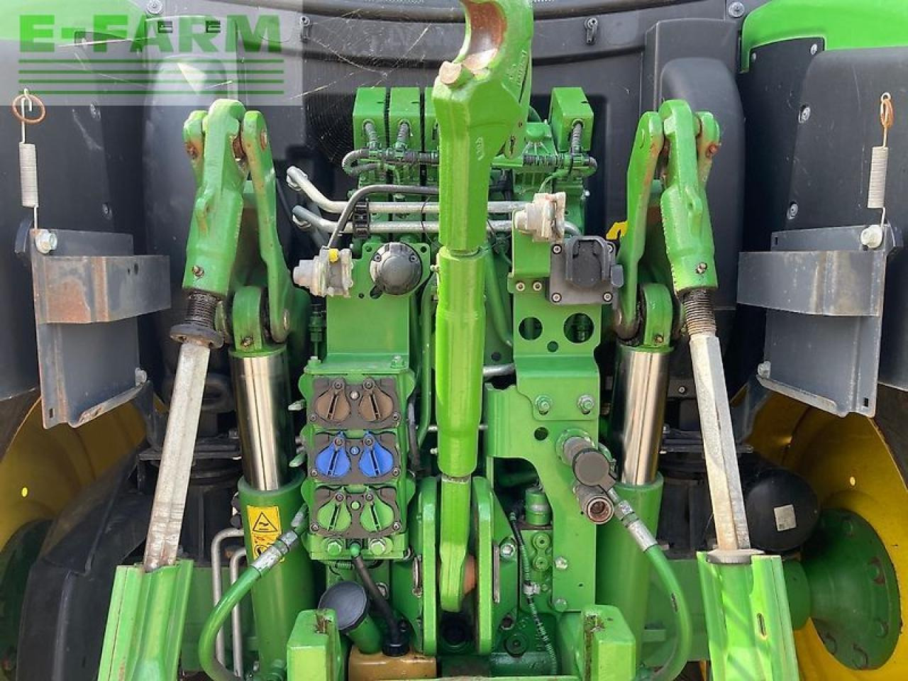 John Deere 6130r - Traktors: foto 4 John Deere 6130r - Traktors: foto 4