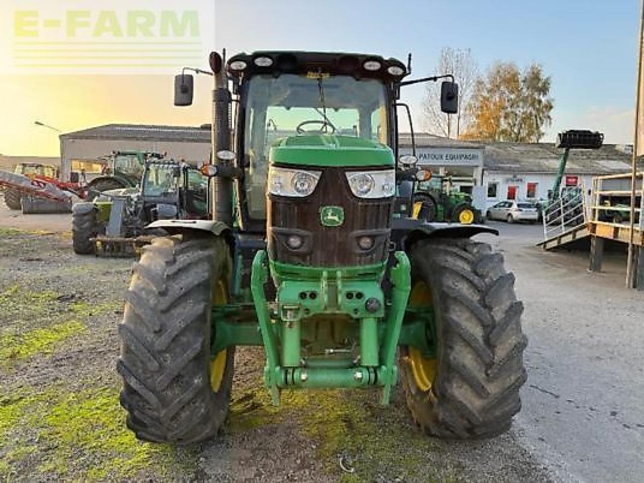 John Deere 6140r - Traktors: foto 2 John Deere 6140r - Traktors: foto 2