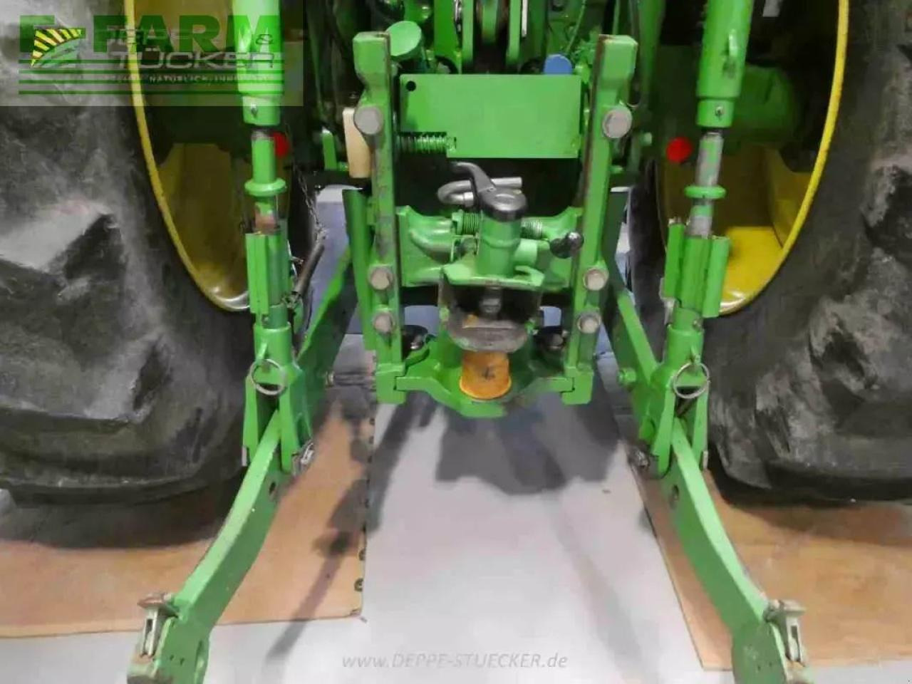 John Deere 6140r - Traktors: foto 3 John Deere 6140r - Traktors: foto 3
