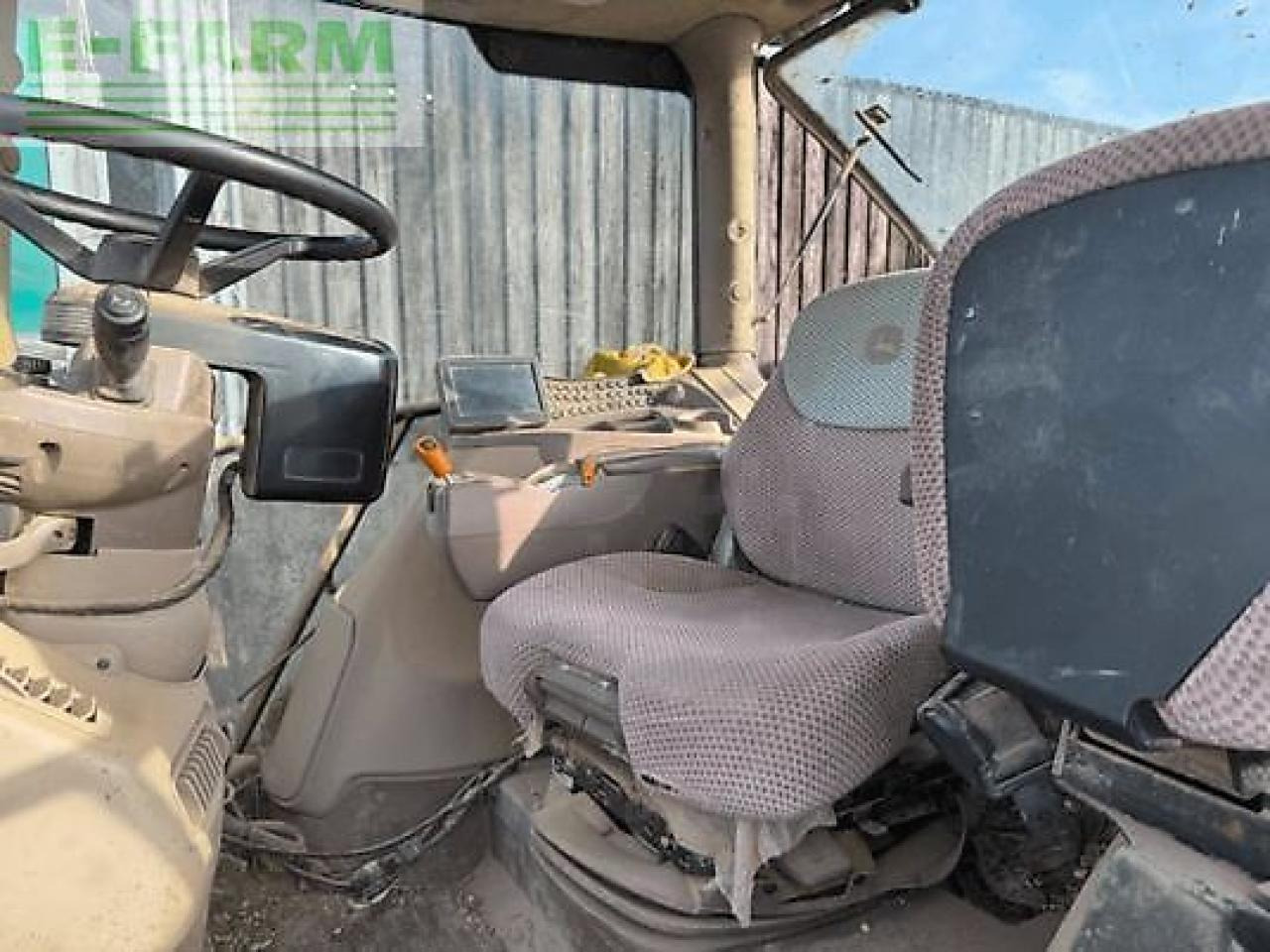 John Deere 6150r - Traktors: foto 5 John Deere 6150r - Traktors: foto 5