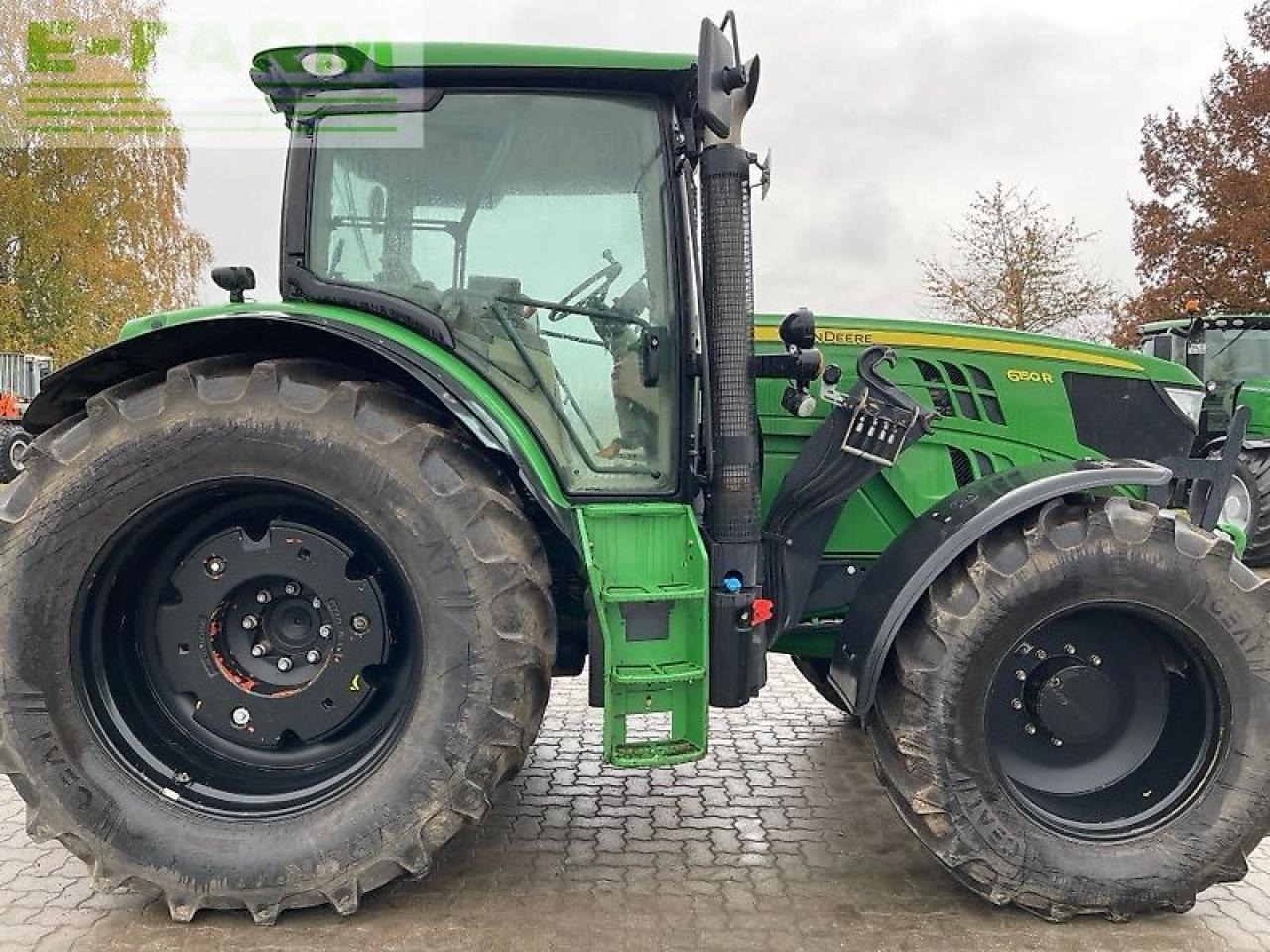 John Deere 6150r - Traktors: foto 2 John Deere 6150r - Traktors: foto 2