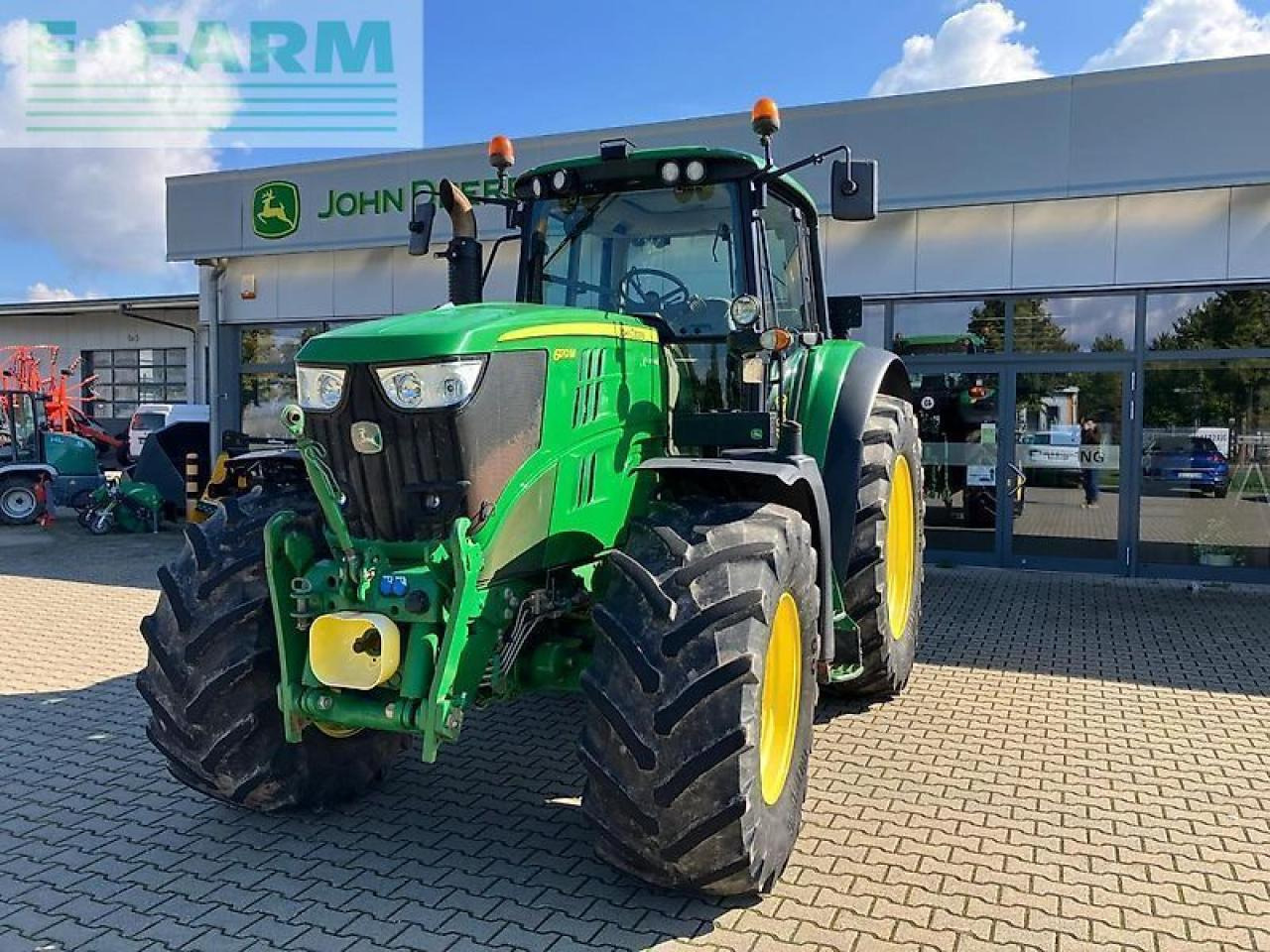 John Deere 6170m - Traktors: foto 1 John Deere 6170m - Traktors: foto 1