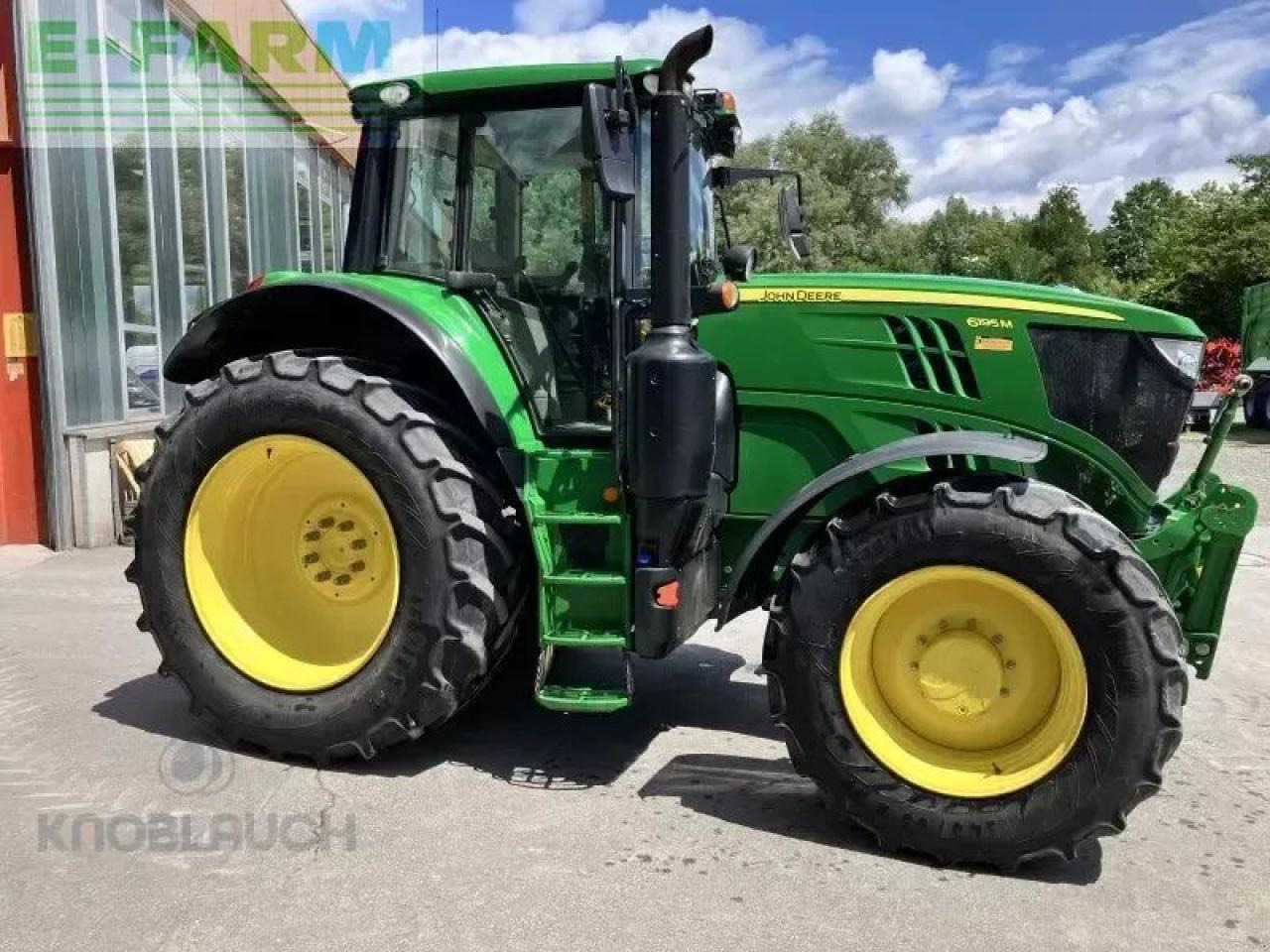 John Deere 6195m - Traktors: foto 3 John Deere 6195m - Traktors: foto 3