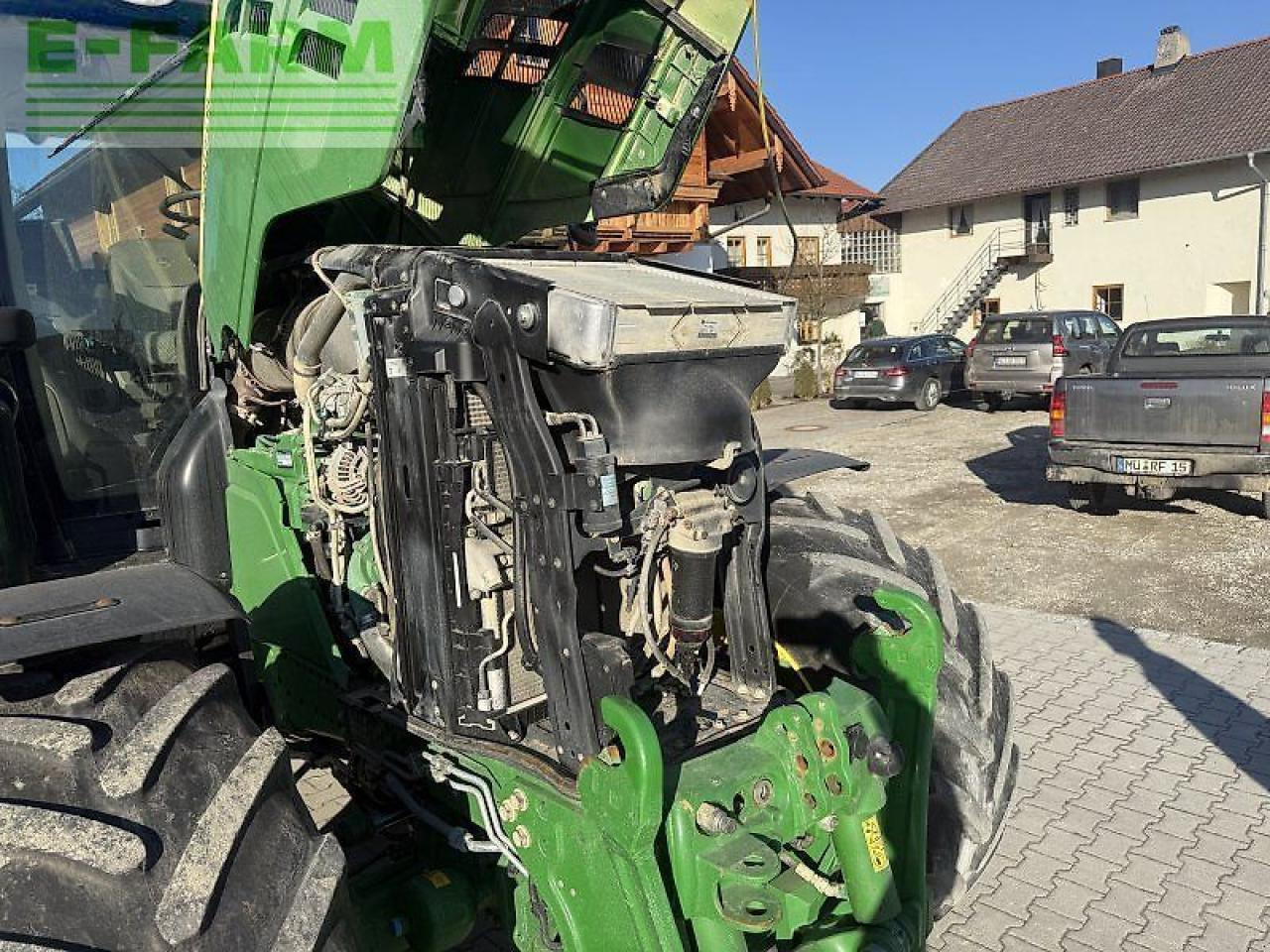 Traktors John Deere 6195r: foto 17