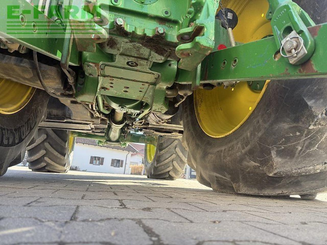 Traktors John Deere 6195r: foto 13