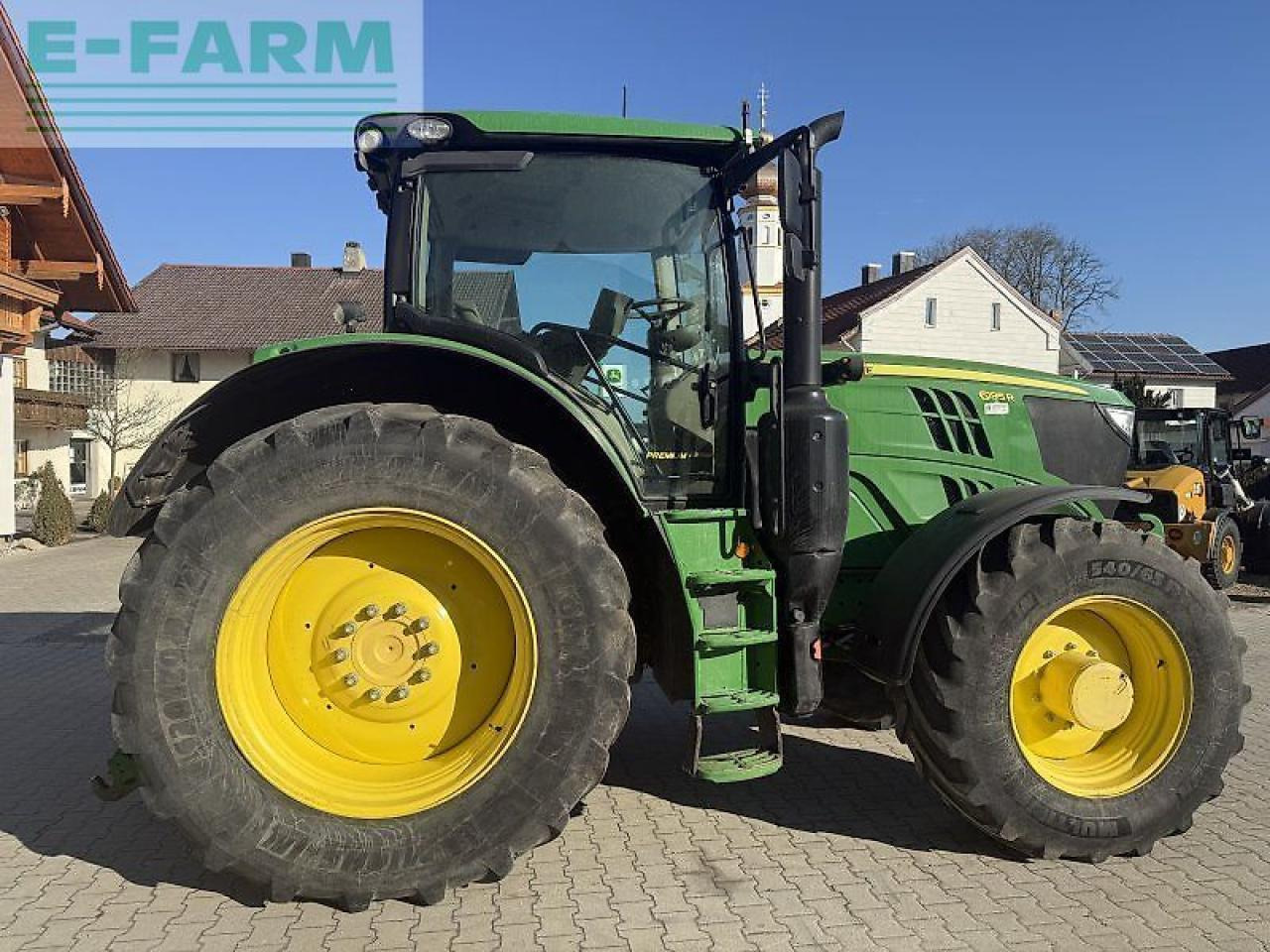 Traktors John Deere 6195r: foto 8