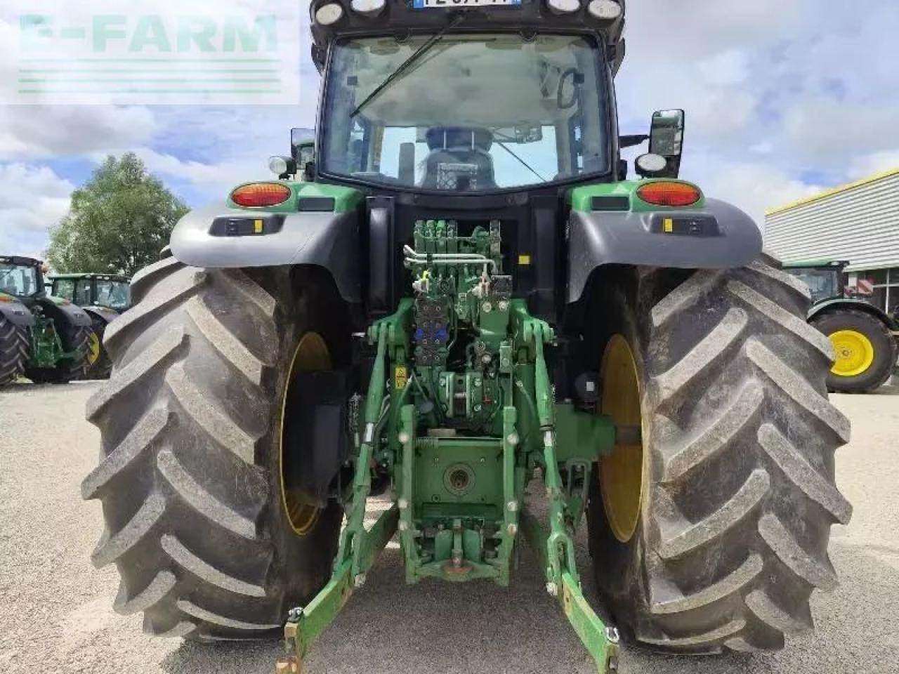 Traktors John Deere 6195r: foto 6