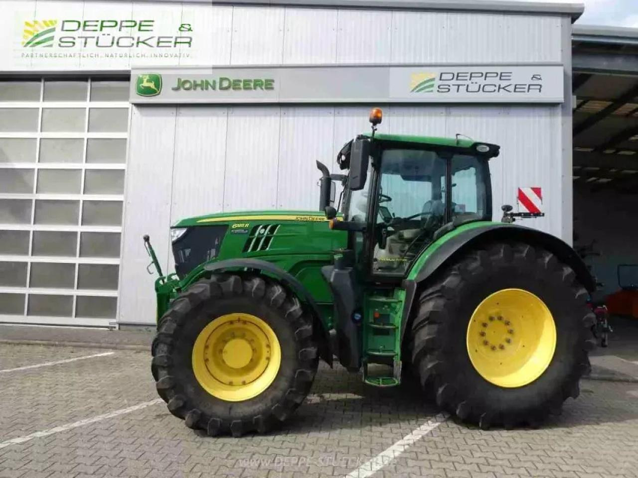 John Deere 6195r - Traktors: foto 2 John Deere 6195r - Traktors: foto 2
