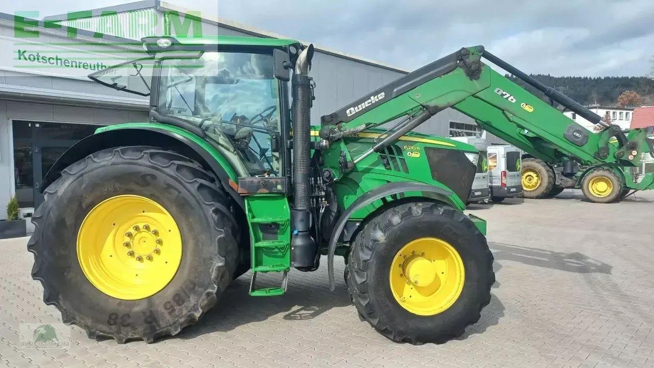John Deere 6210r - Traktors: foto 1 John Deere 6210r - Traktors: foto 1