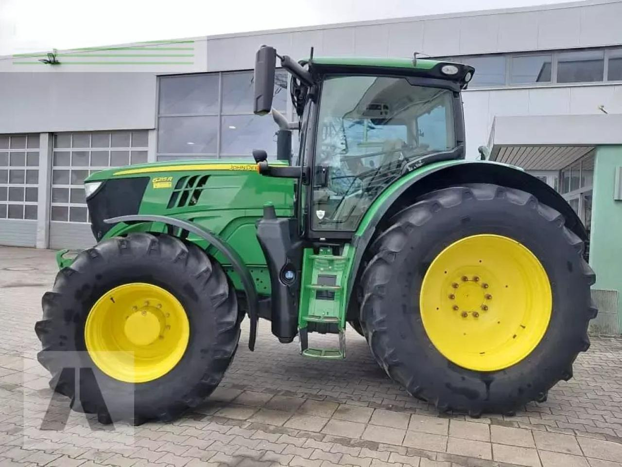 John Deere 6215r - Traktors: foto 5 John Deere 6215r - Traktors: foto 5