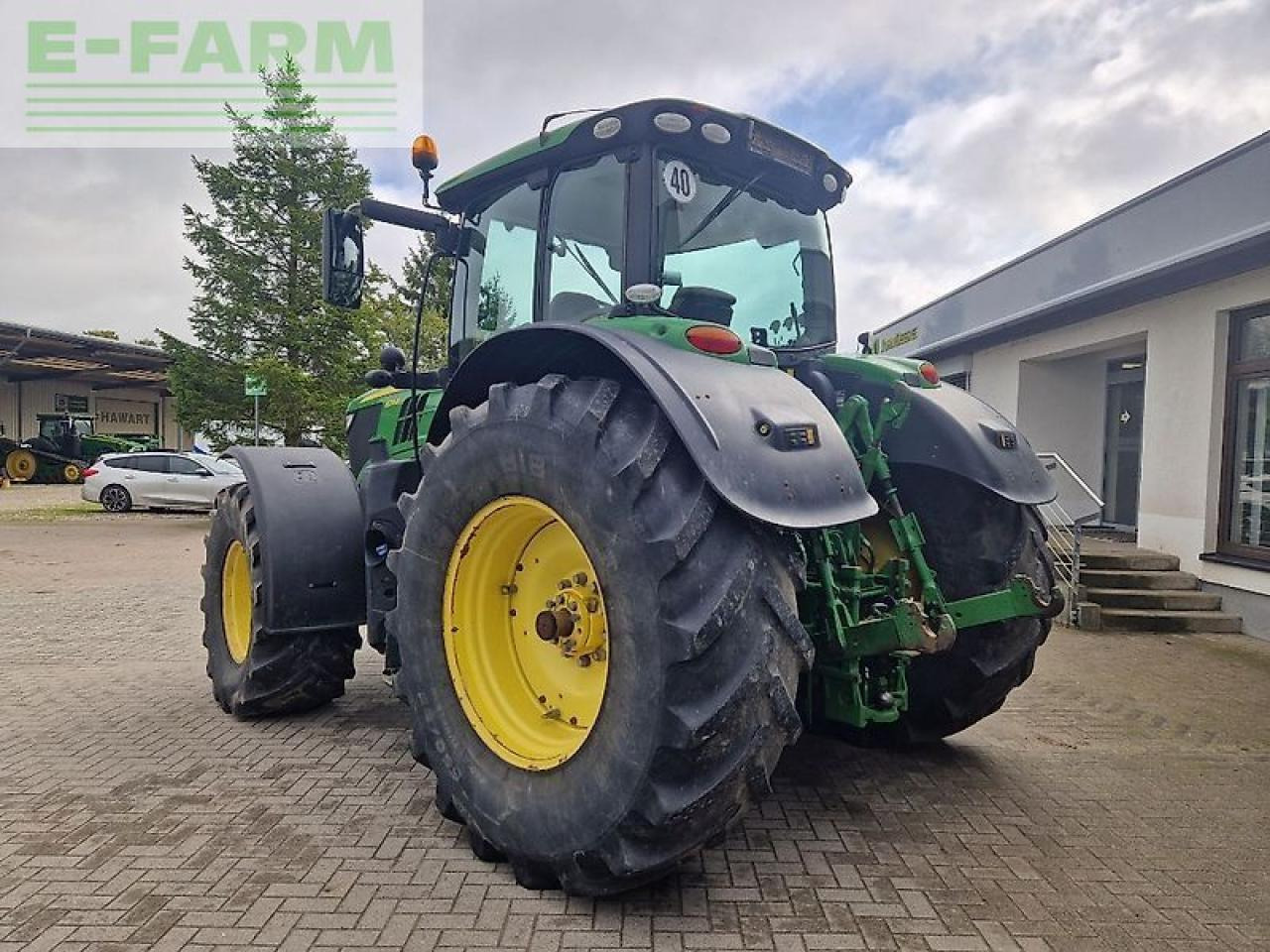 John Deere 6215r - Traktors: foto 3 John Deere 6215r - Traktors: foto 3