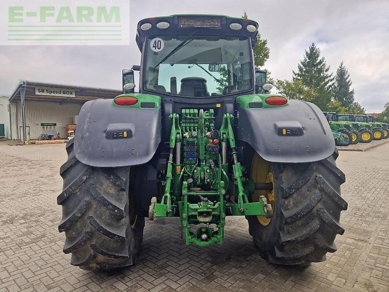 John Deere 6215r - Traktors: foto 4 John Deere 6215r - Traktors: foto 4