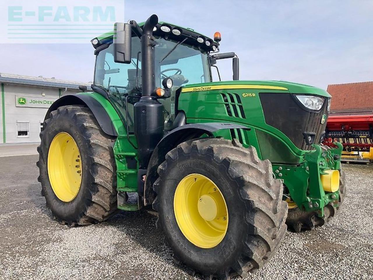 John Deere 6215r - Traktors: foto 3 John Deere 6215r - Traktors: foto 3