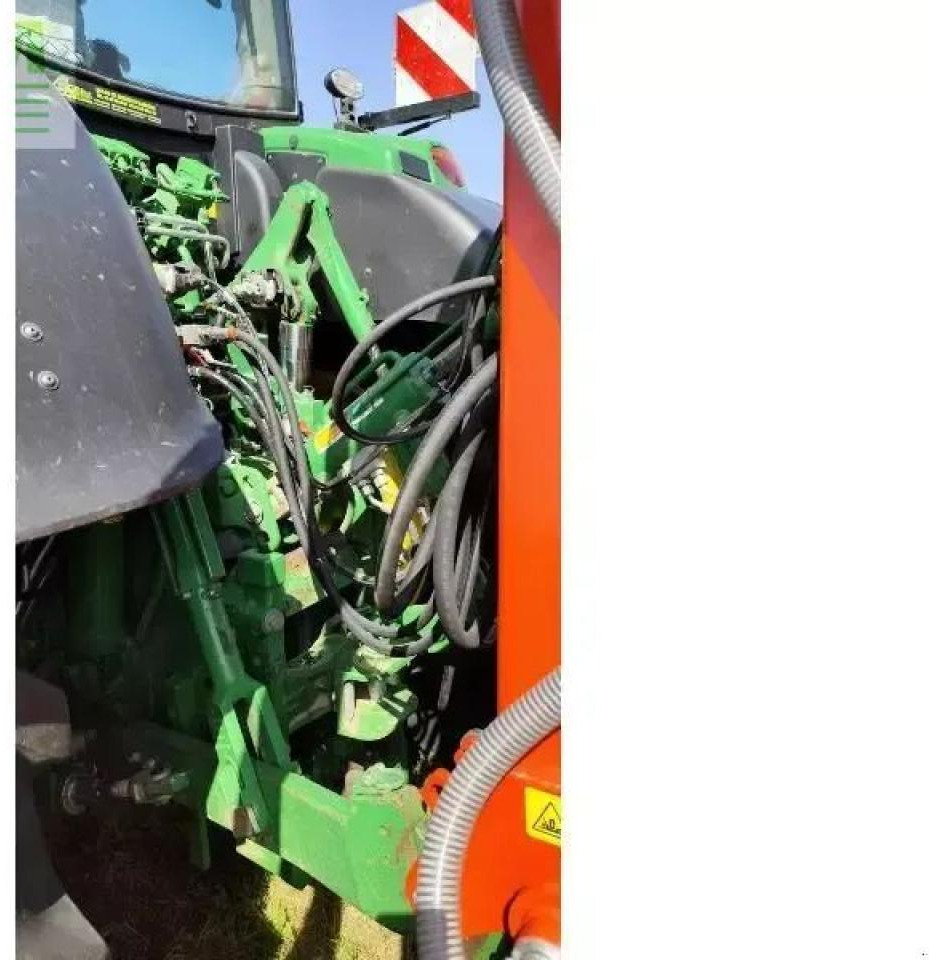 John Deere 6215r - Traktors: foto 5 John Deere 6215r - Traktors: foto 5