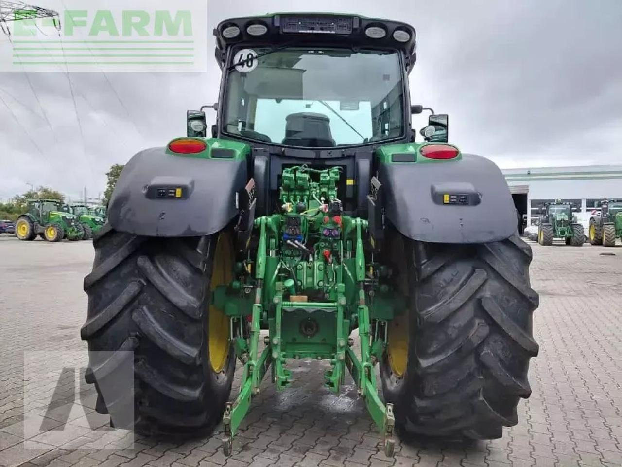 John Deere 6215r - Traktors: foto 4 John Deere 6215r - Traktors: foto 4