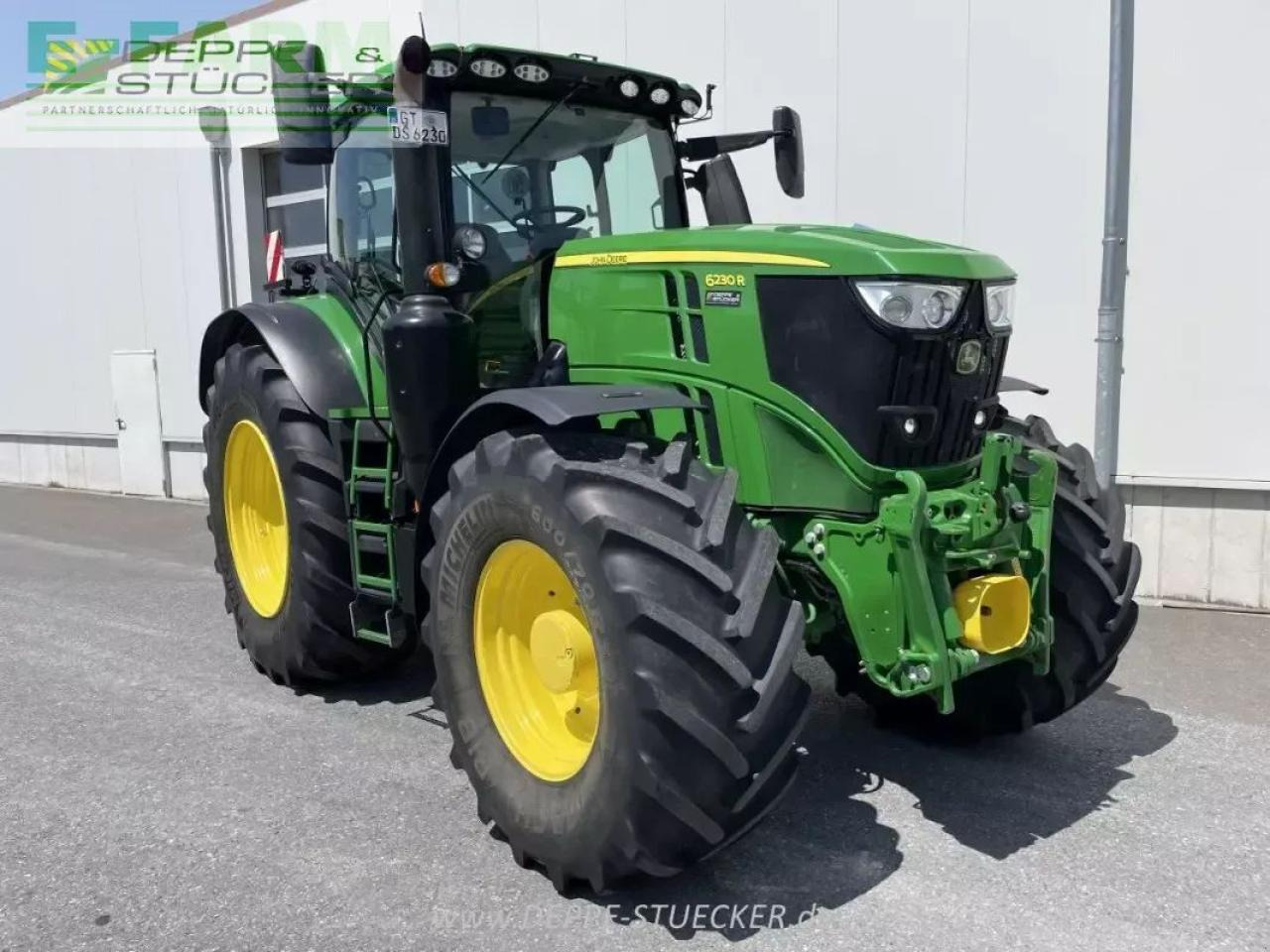John Deere 6230r - Traktors: foto 2 John Deere 6230r - Traktors: foto 2