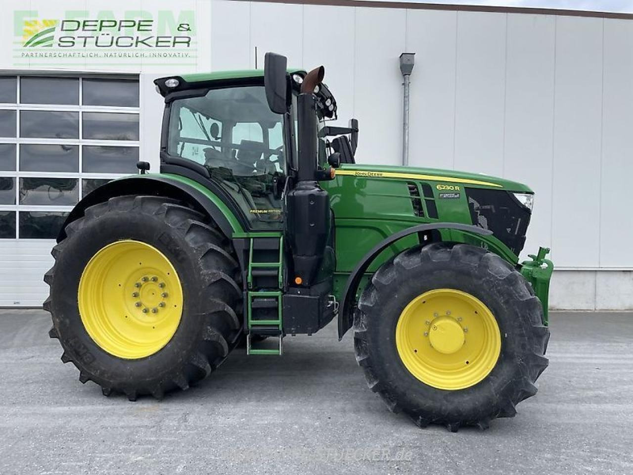 John Deere 6230r - Traktors: foto 3 John Deere 6230r - Traktors: foto 3