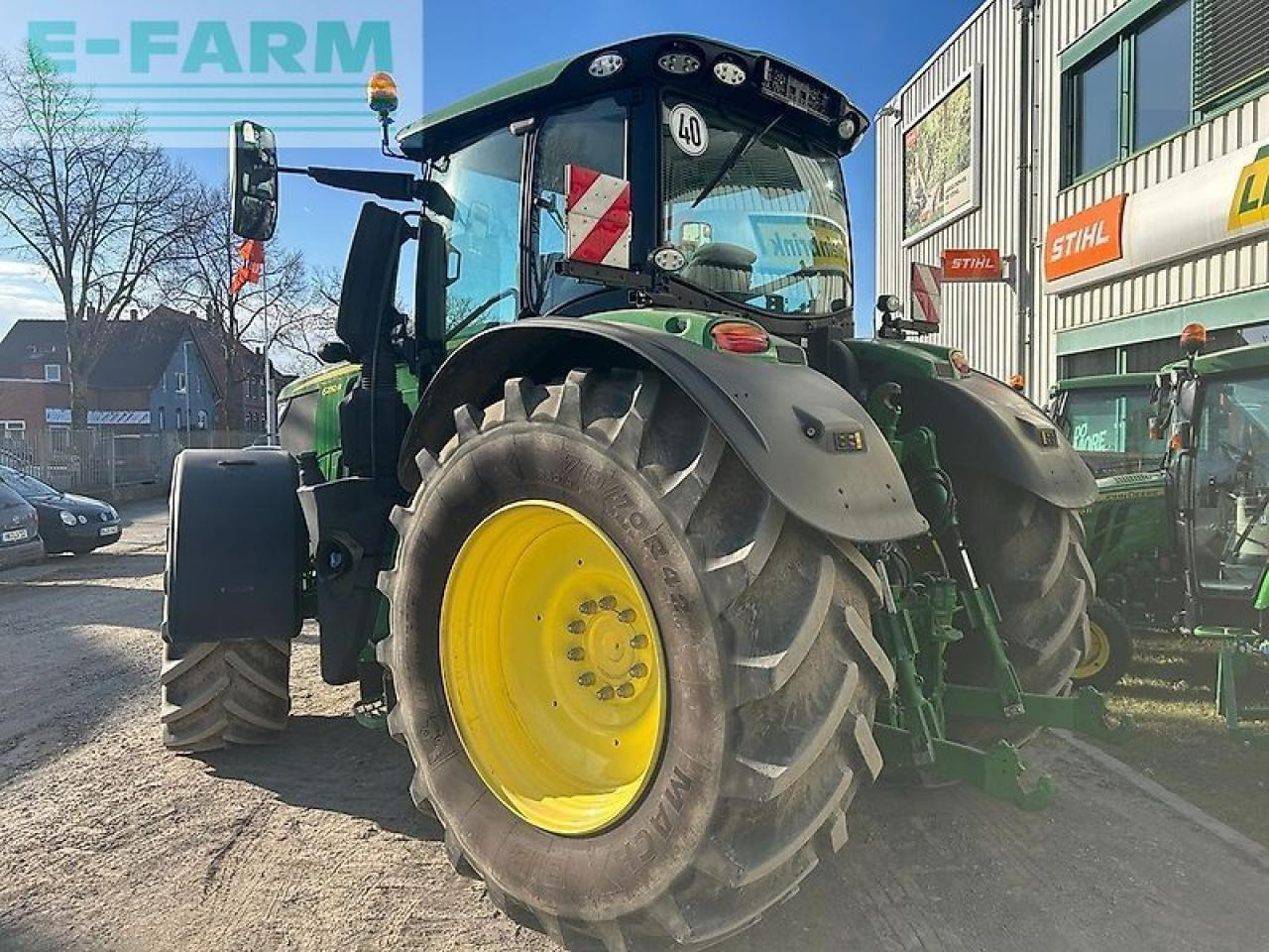 Traktors John Deere 6250r: foto 6
