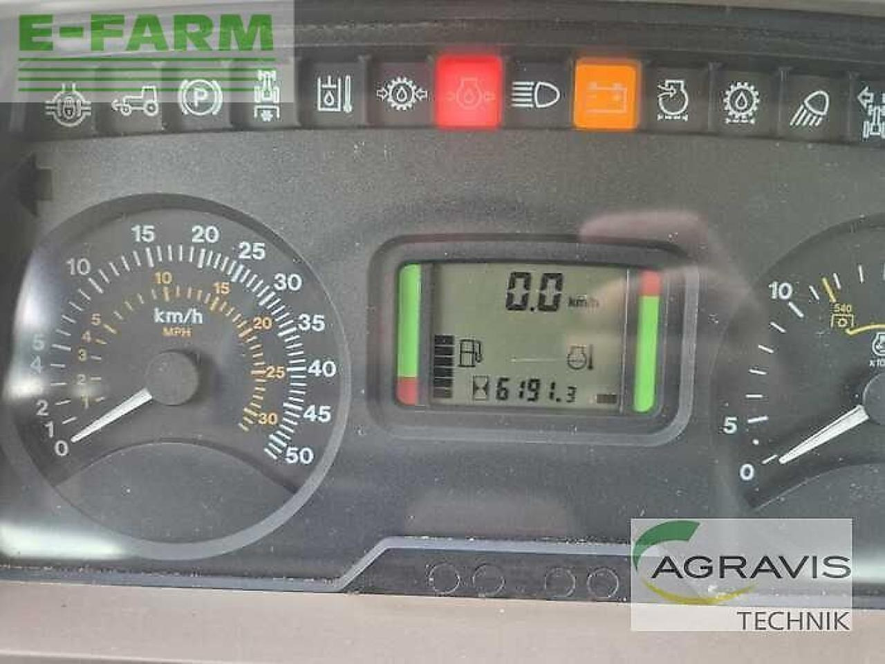 Traktors John Deere 6330: foto 10