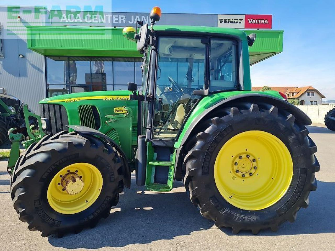 John Deere 6420 premium plus - Traktors: foto 3 John Deere 6420 premium plus - Traktors: foto 3