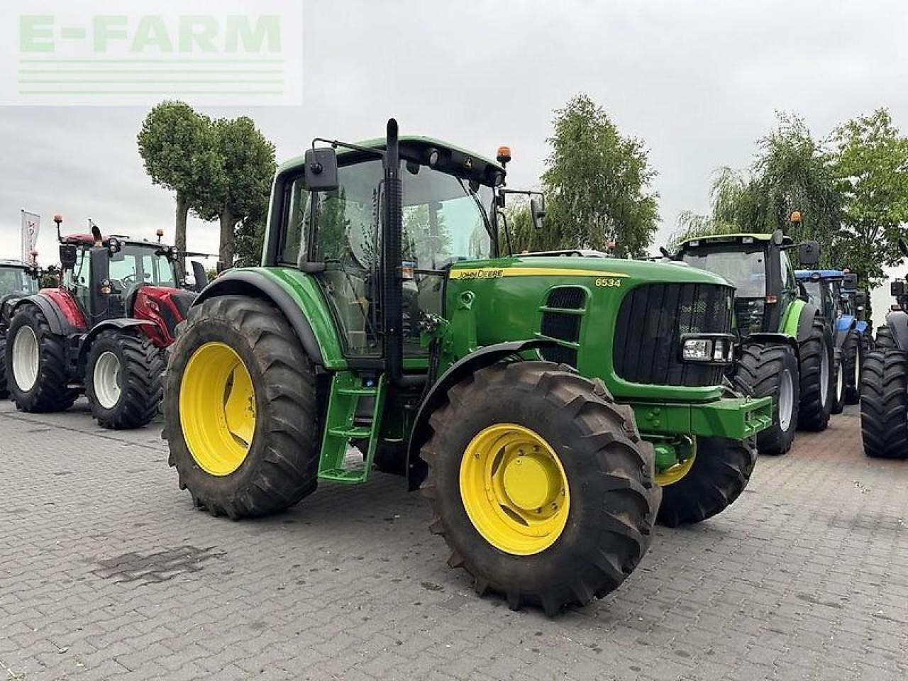 John Deere 6534 - Traktors: foto 4 John Deere 6534 - Traktors: foto 4