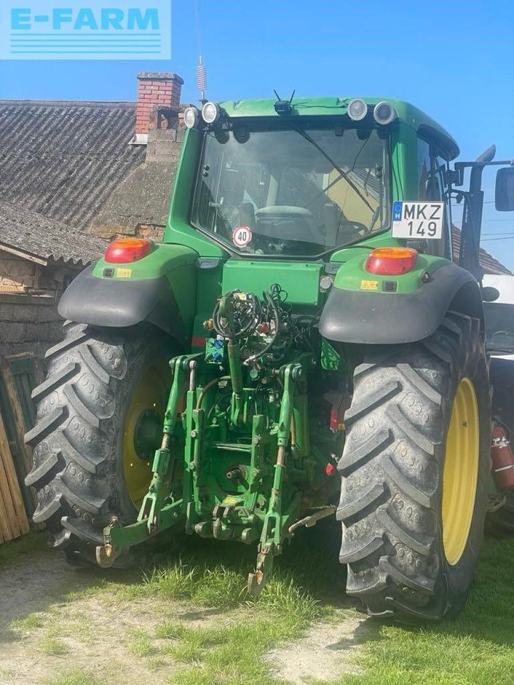 John Deere 6830 Premium - Traktors: foto 1 John Deere 6830 Premium - Traktors: foto 1