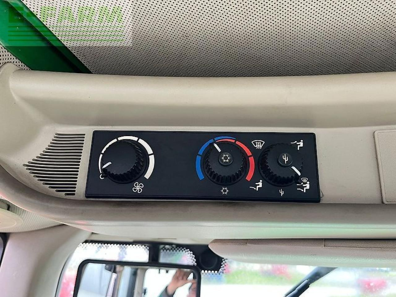 Traktors John Deere 6930 premium: foto 15 Traktors John Deere 6930 premium: foto 15