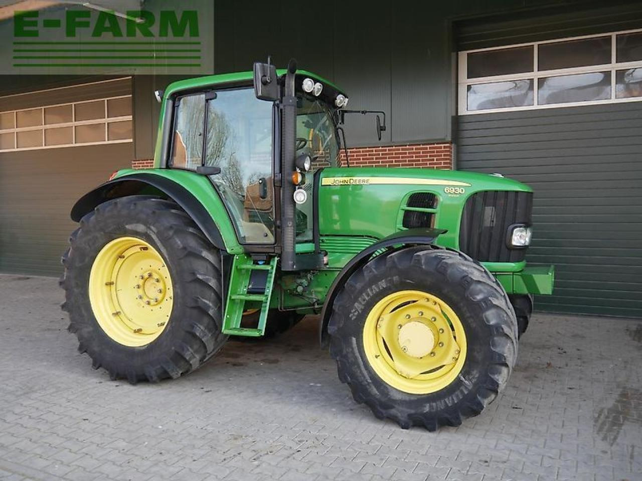 John Deere 6930 premium autopowr - Traktors: foto 1 John Deere 6930 premium autopowr - Traktors: foto 1