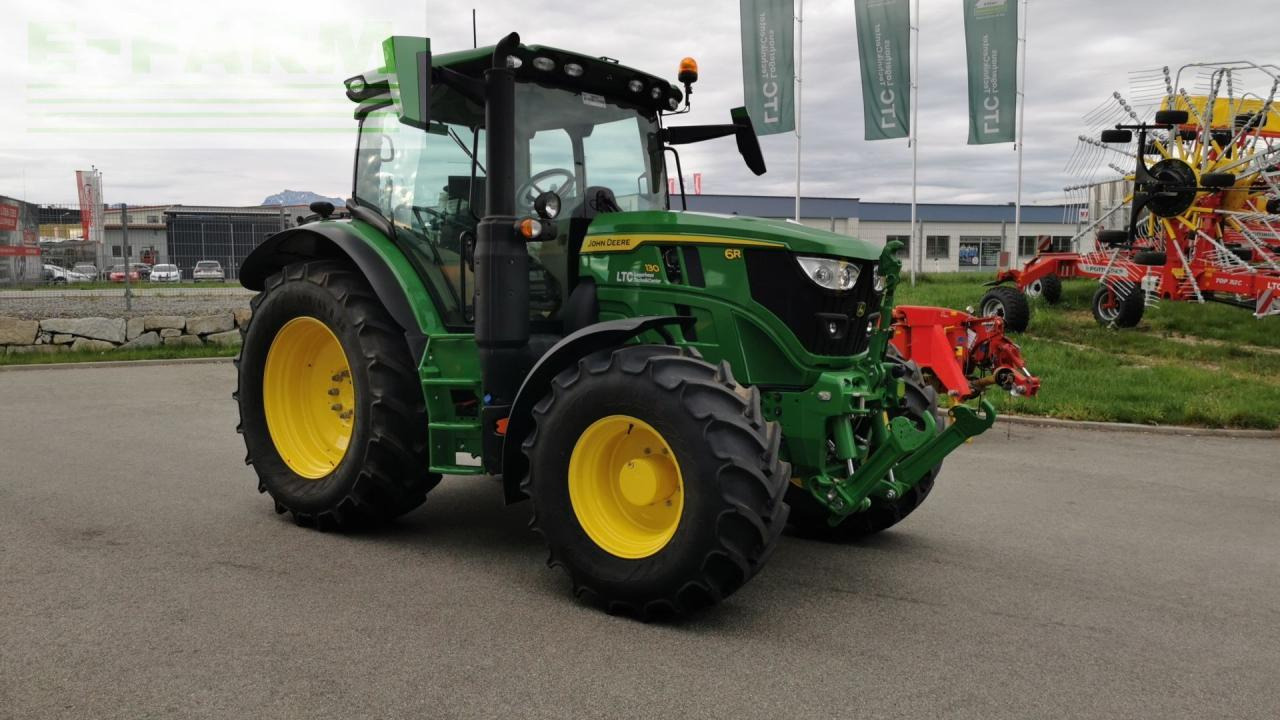 John Deere 6R 130 - Traktors: foto 3 John Deere 6R 130 - Traktors: foto 3