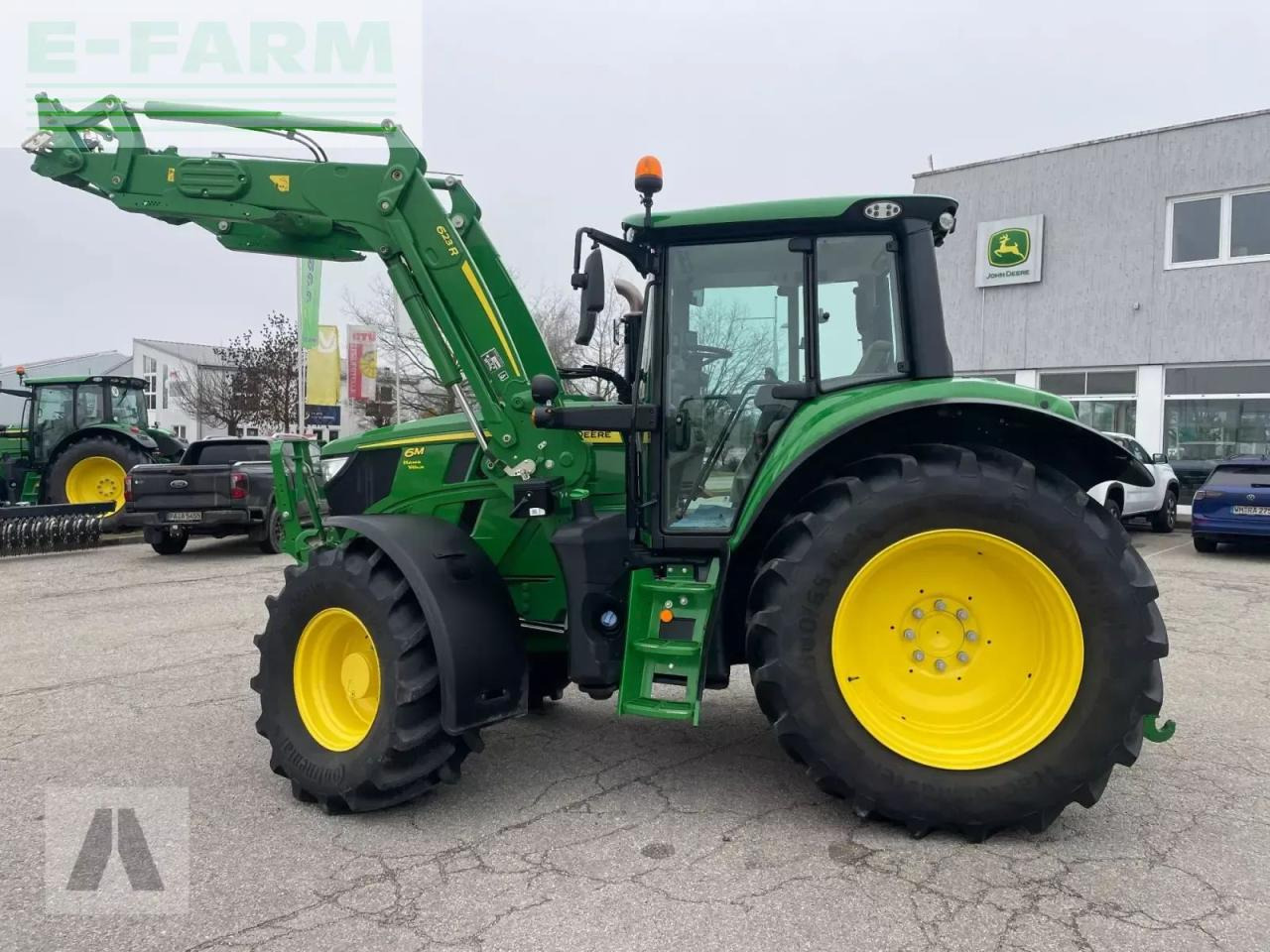 John Deere 6m 150 - Traktors: foto 3 John Deere 6m 150 - Traktors: foto 3