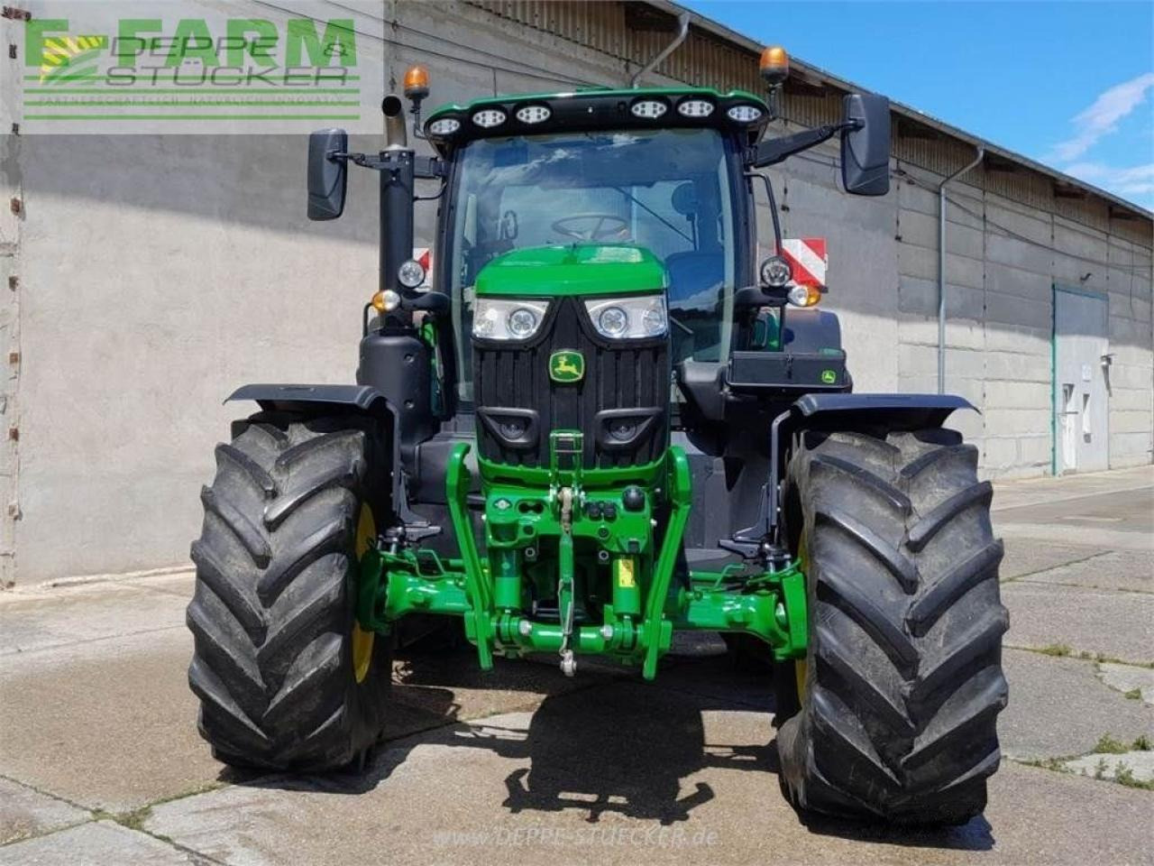 John Deere 6r 215 - Traktors: foto 4 John Deere 6r 215 - Traktors: foto 4