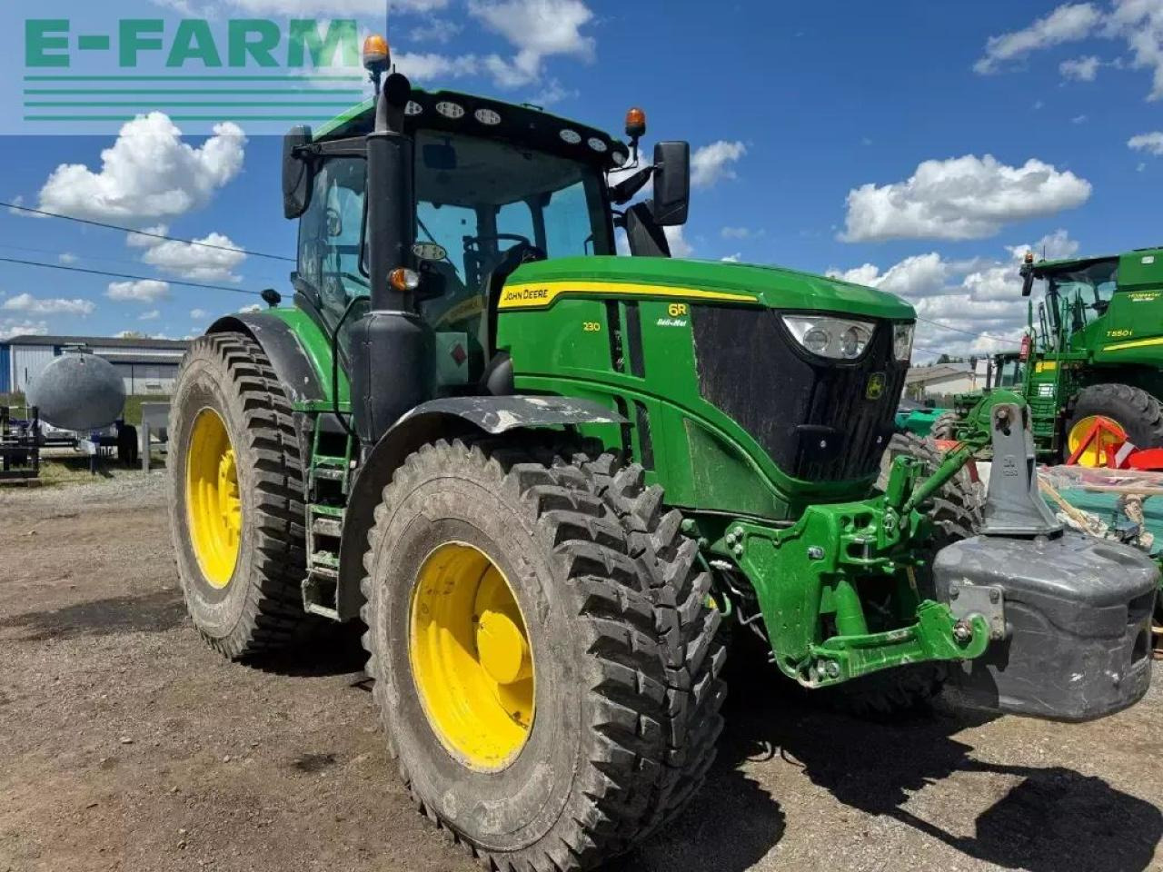 John Deere 6r 230 autopower - Traktors: foto 1 John Deere 6r 230 autopower - Traktors: foto 1