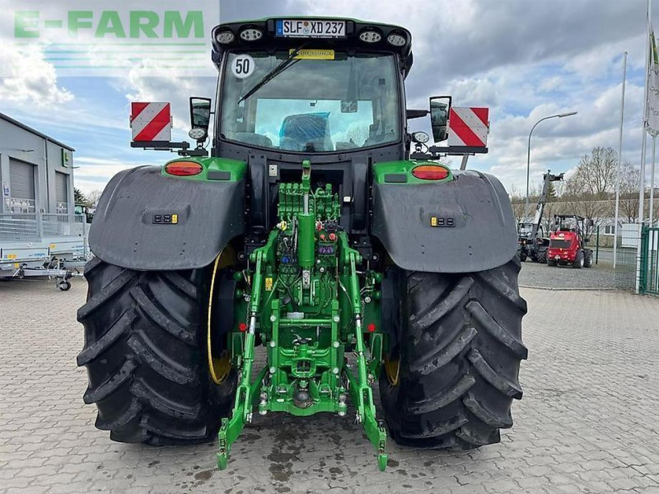 John Deere 6r 250 - Traktors: foto 4 John Deere 6r 250 - Traktors: foto 4