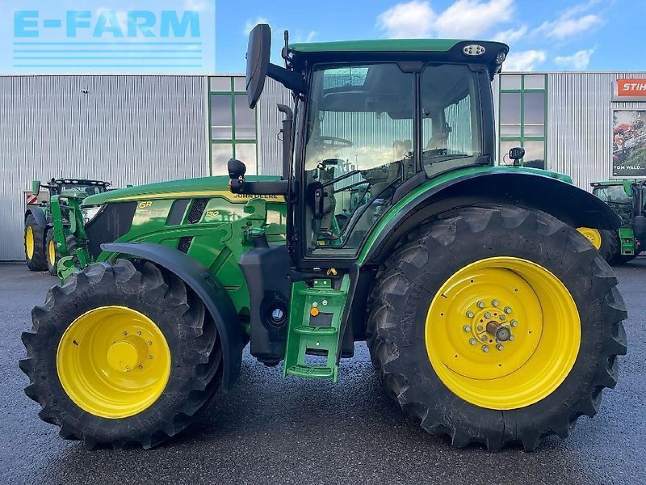 John Deere 6r130 / 6r 130 - Traktors: foto 3 John Deere 6r130 / 6r 130 - Traktors: foto 3