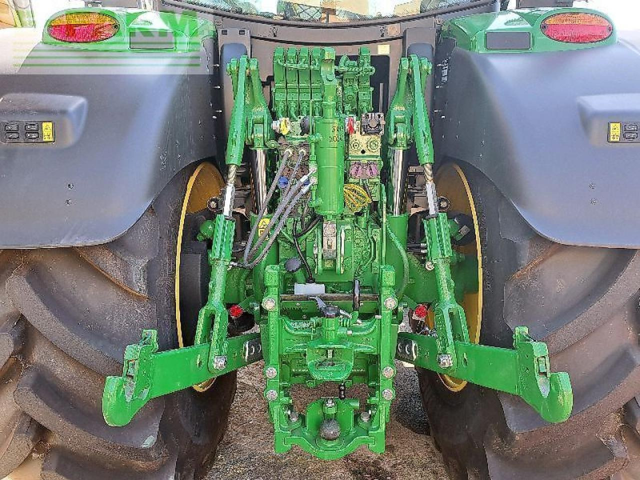 John Deere 6r195 - Traktors: foto 5 John Deere 6r195 - Traktors: foto 5