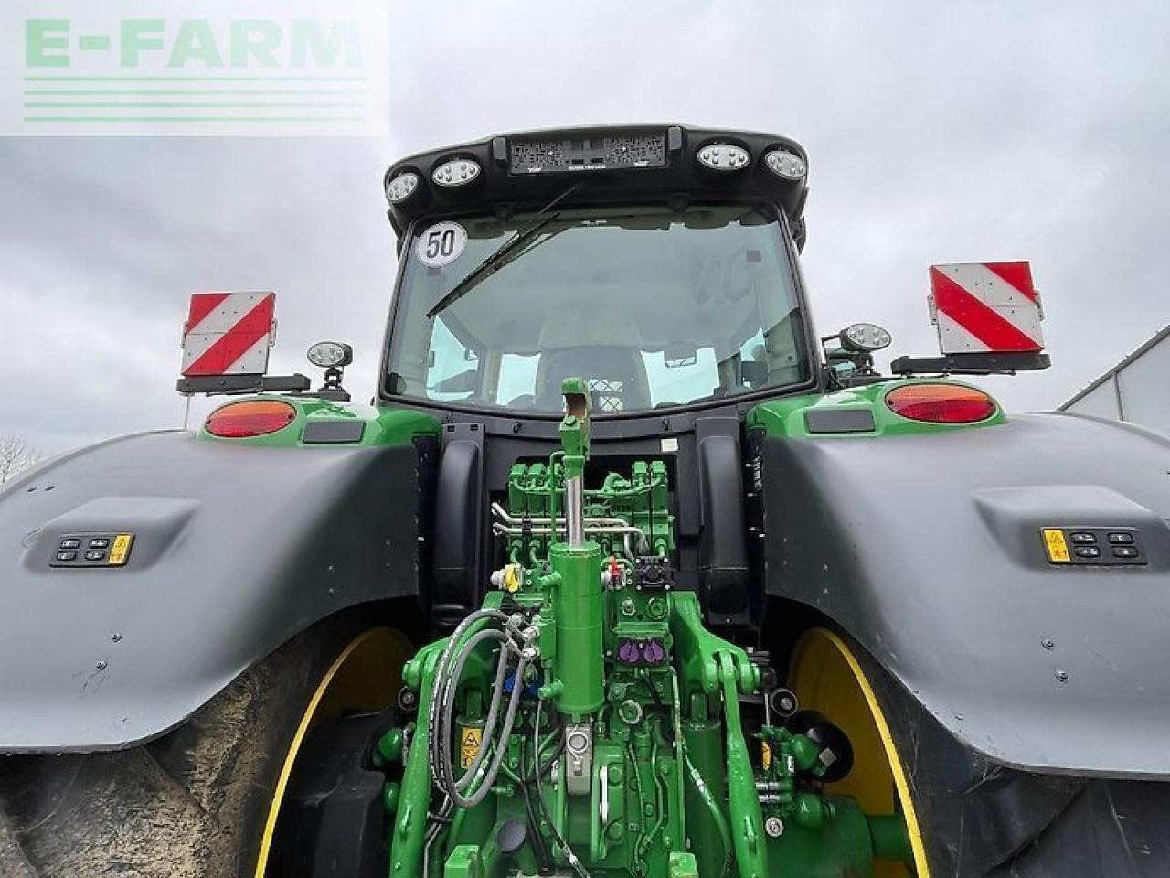 Traktors John Deere 6r195 / r 195: foto 8