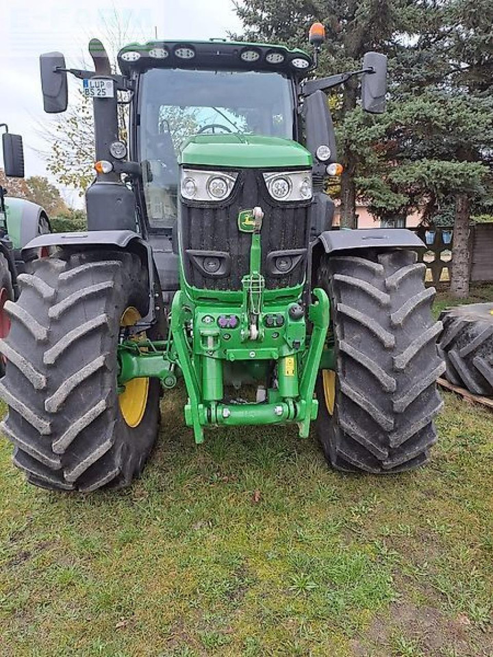 John Deere 6r250 - Traktors: foto 2 John Deere 6r250 - Traktors: foto 2