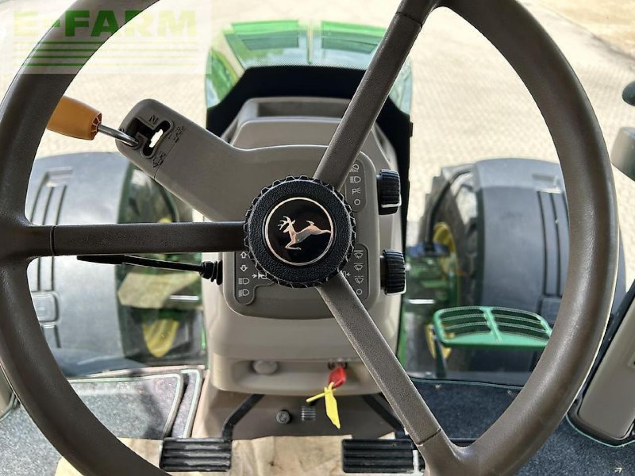 John Deere 7230r - Traktors: foto 5 John Deere 7230r - Traktors: foto 5