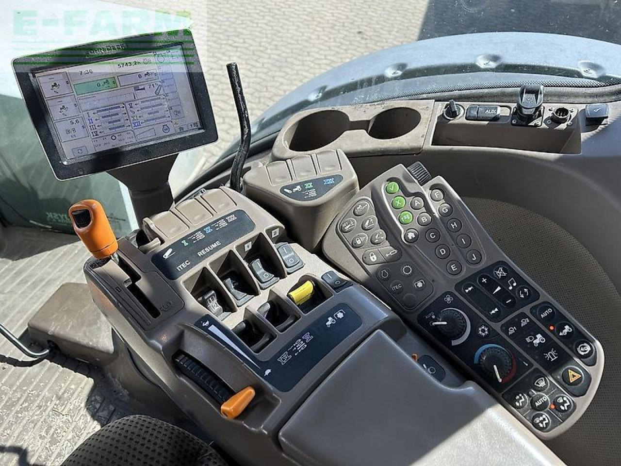 John Deere 7280r - Traktors: foto 3 John Deere 7280r - Traktors: foto 3