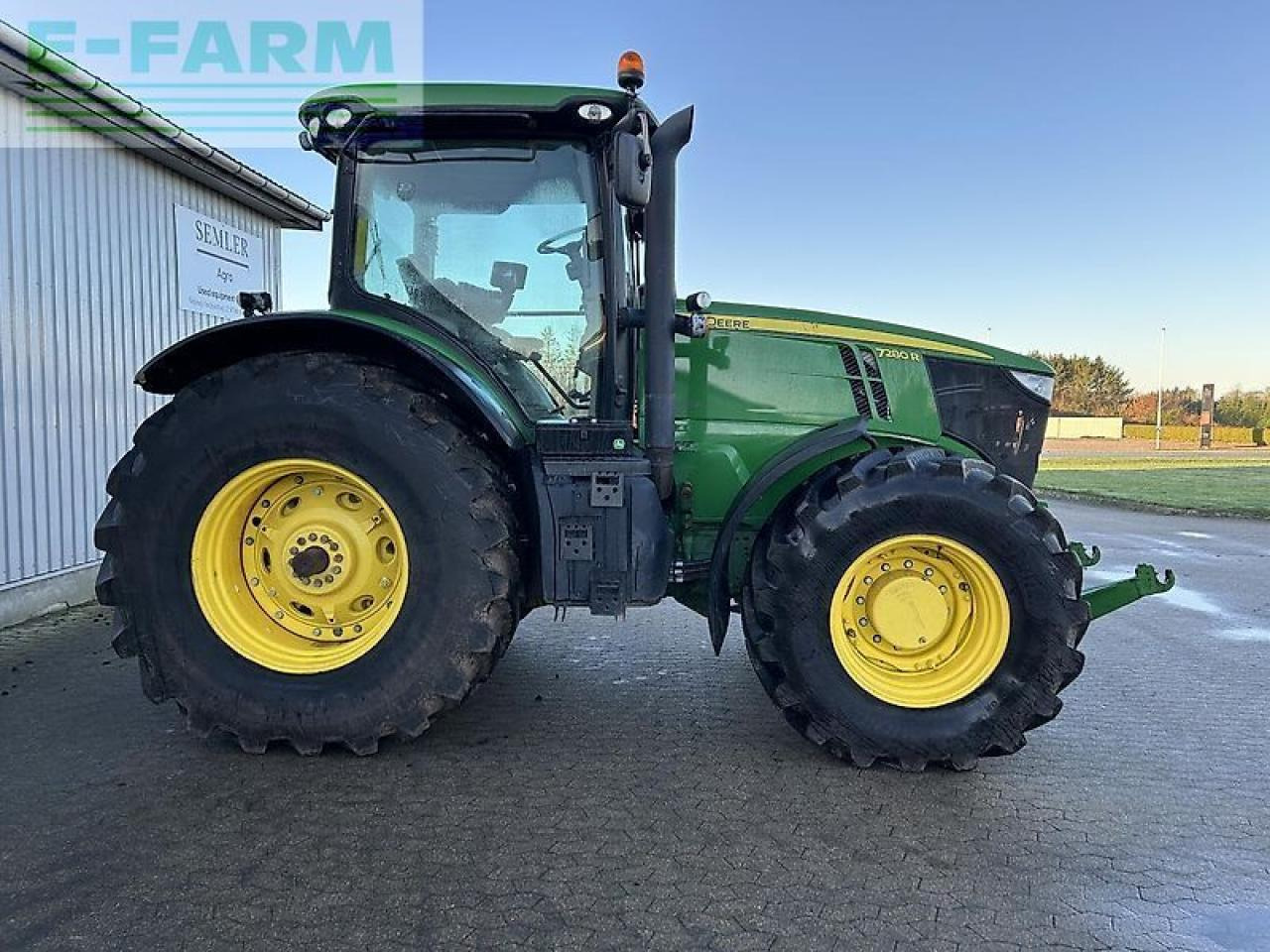 Traktors John Deere 7280r: foto 11