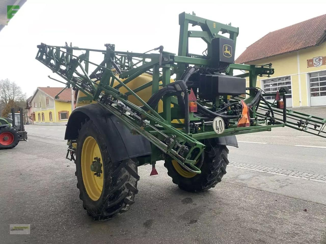John Deere 740 - 28 m - Piekabināmais miglotājs: foto 3 John Deere 740 - 28 m - Piekabināmais miglotājs: foto 3