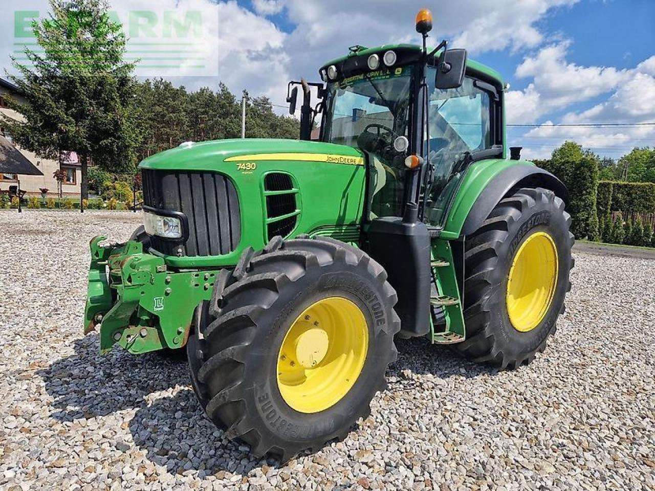 John Deere 7430 premium - Traktors: foto 1 John Deere 7430 premium - Traktors: foto 1